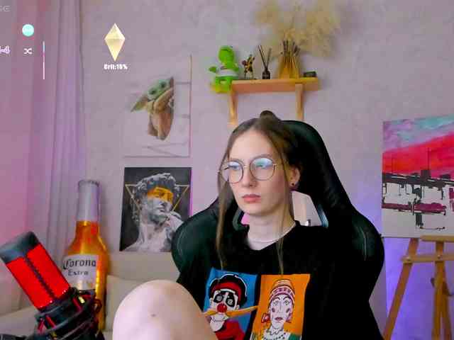 KiraRumGirl webcam