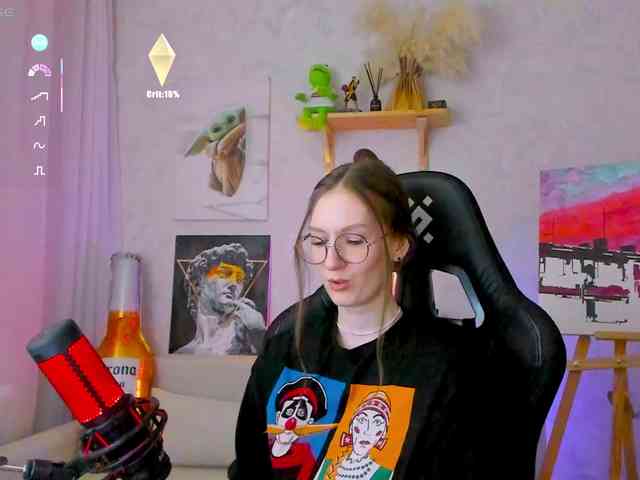 KiraRumGirl webcam