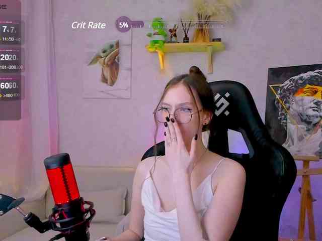 KiraRumGirl webcam