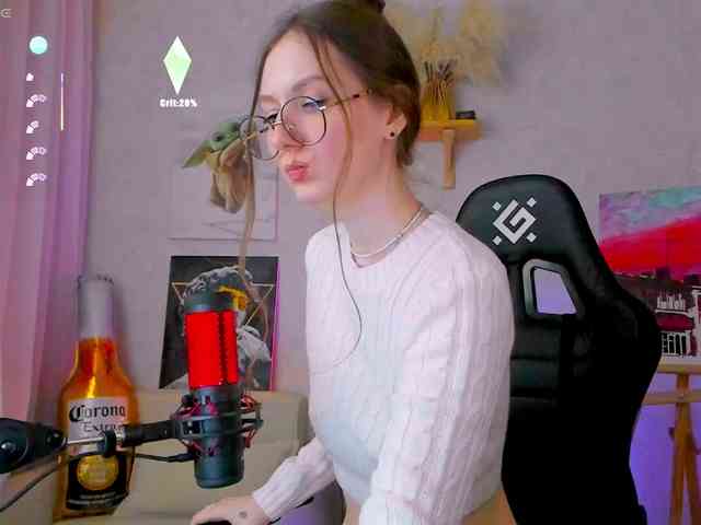 KiraRumGirl webcam