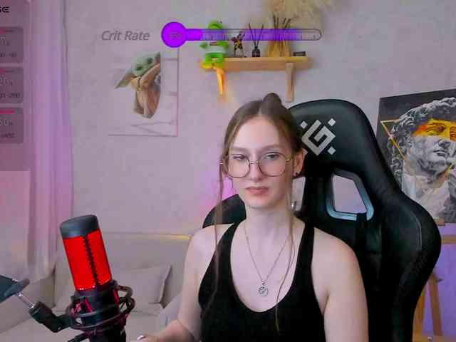 KiraRumGirl webcam