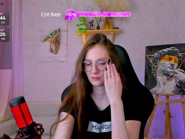 -Lovely's webcam live show