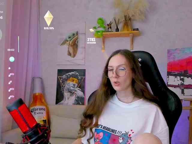 KiraRumGirl webcam