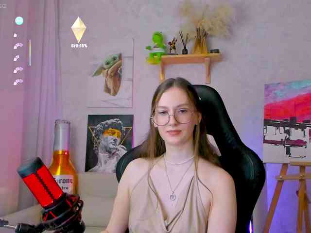 KiraRumGirl webcam