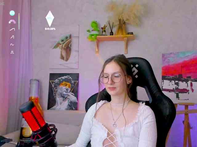 KiraRumGirl webcam
