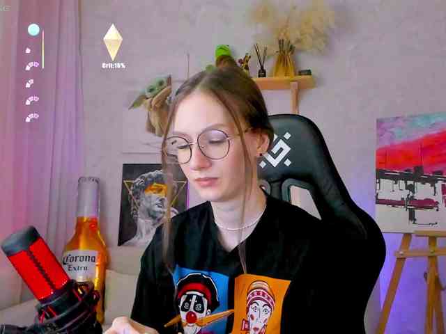 KiraRumGirl webcam