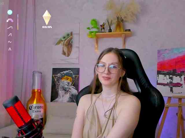 KiraRumGirl webcam