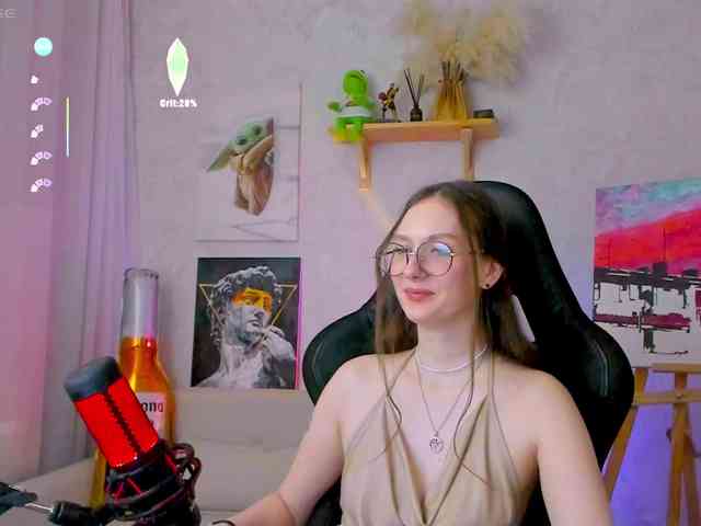 KiraRumGirl webcam