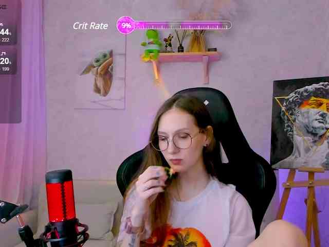KiraRumGirl webcam