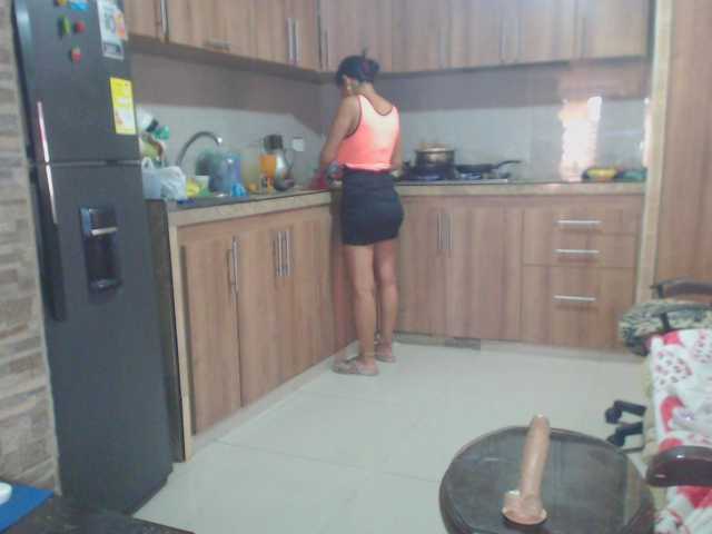 flacapaola11's BongaCams show and profile