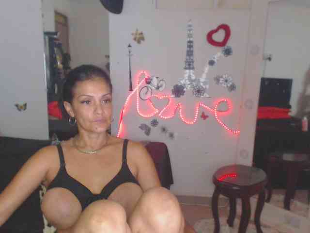 flacapaola11 flacapaola11