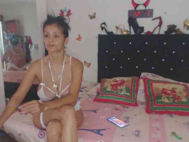 flacapaola11 flacapaola11