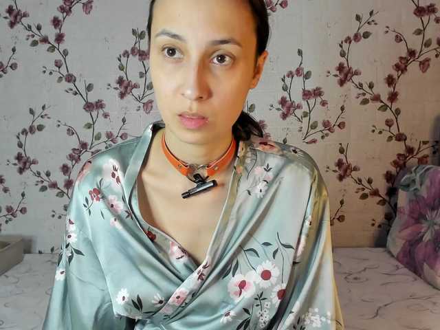 ReginaShine's BongaCams show and profile