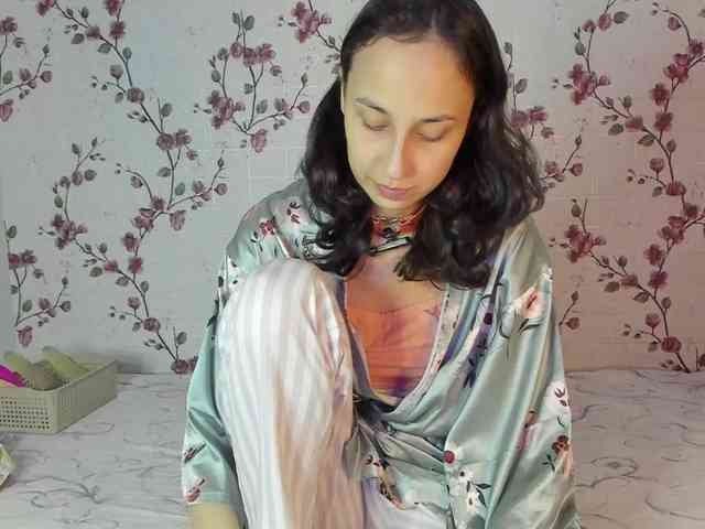 ReginaShine webcam