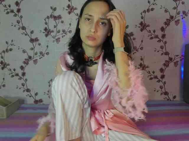 ReginaShine webcam