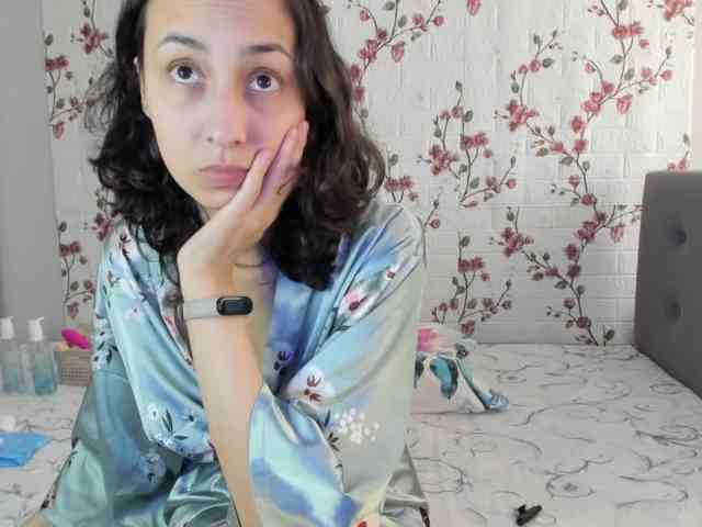 ReginaShine webcam