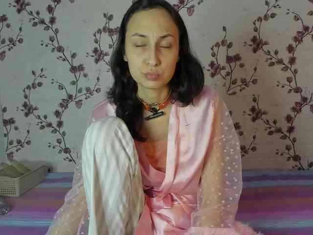 ReginaShine webcam
