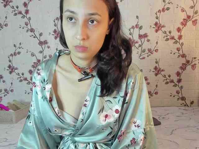 ReginaShine webcam