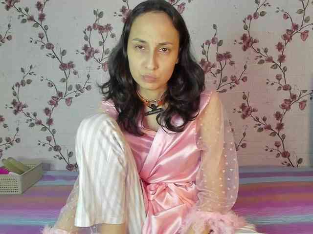 ReginaShine webcam