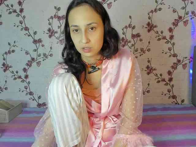 ReginaShine webcam