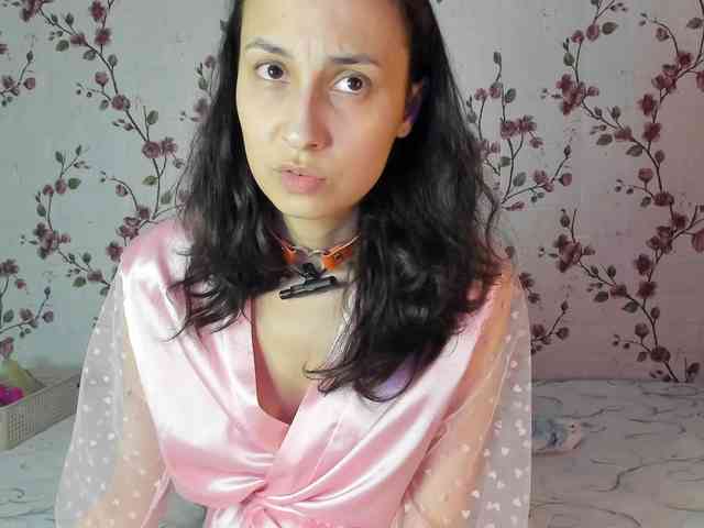 ReginaShine Live Webcam on BongaCams