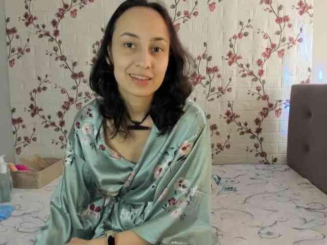 ReginaShine webcam