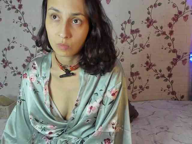 ReginaShine webcam