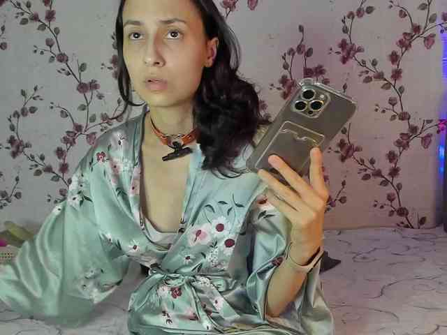 ReginaShine webcam