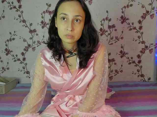 ReginaShine webcam
