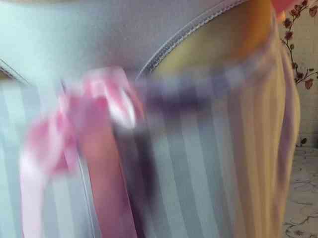 ReginaShine webcam