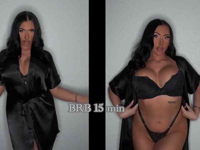 qsstess Live Webcam on BongaCams