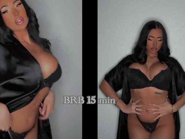 qsstess Live Webcam on BongaCams