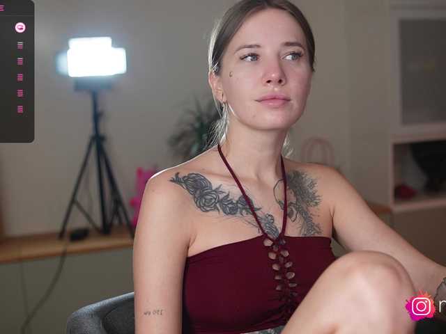 mel-collins's BongaCams show and profile