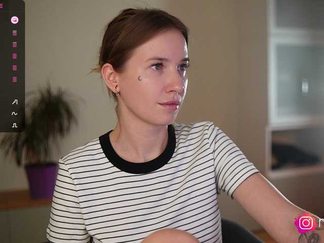 mel-collins's BongaCams show and profile