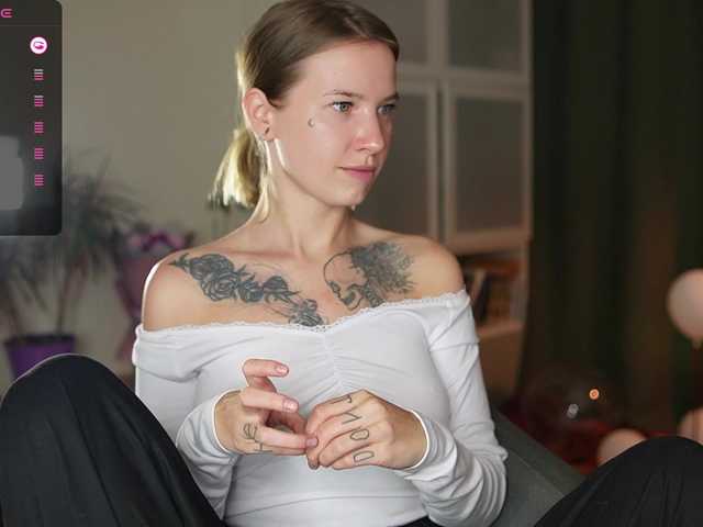 mel-collins's BongaCams show and profile