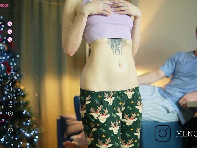 mel-collins's BongaCams show and profile