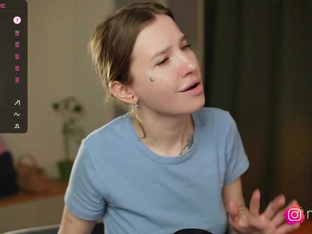 mel-collins Live Cam on BongaCams