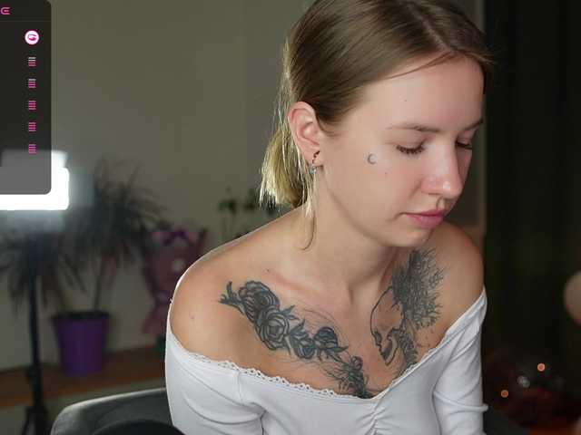 mel-collins's BongaCams show and profile