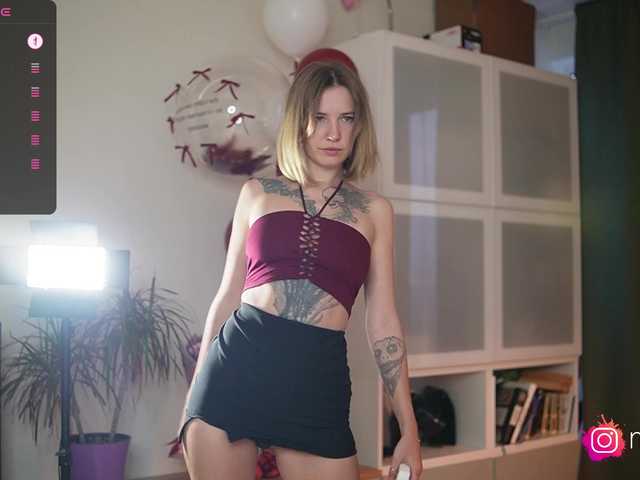 mel-collins's BongaCams show and profile