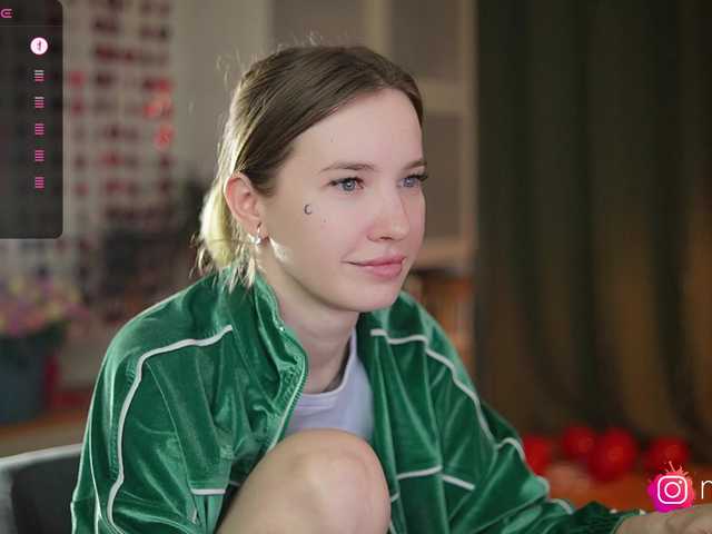 mel-collins's BongaCams show and profile