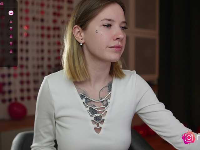 mel-collins's BongaCams show and profile