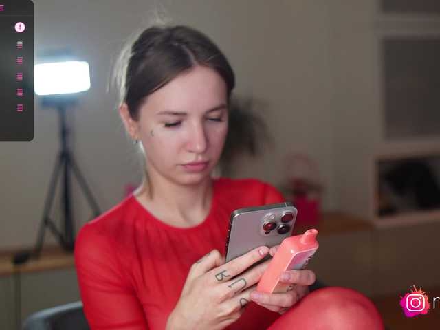 mel-collins's BongaCams show and profile