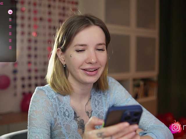 mel-collins's BongaCams show and profile