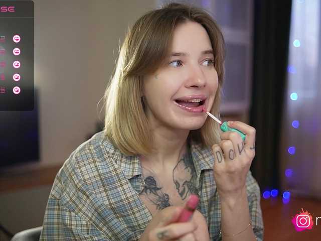 mel-collins's BongaCams show and profile