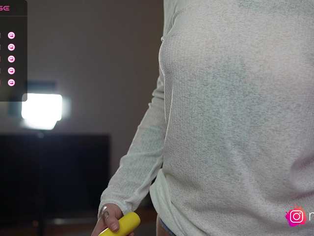 mel-collins's BongaCams show and profile