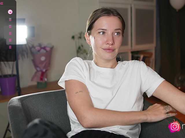 mel-collins's BongaCams show and profile