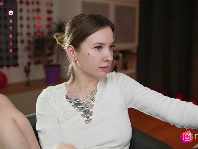 mel-collins's BongaCams show and profile