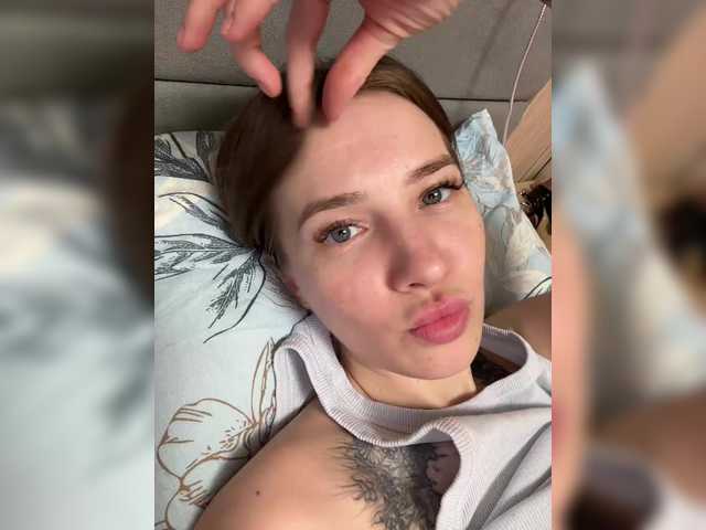 mel-collins's BongaCams show and profile