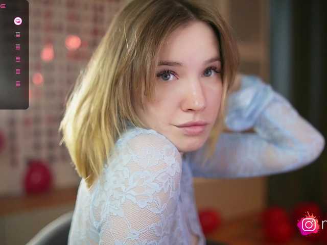 mel-collins's BongaCams show and profile