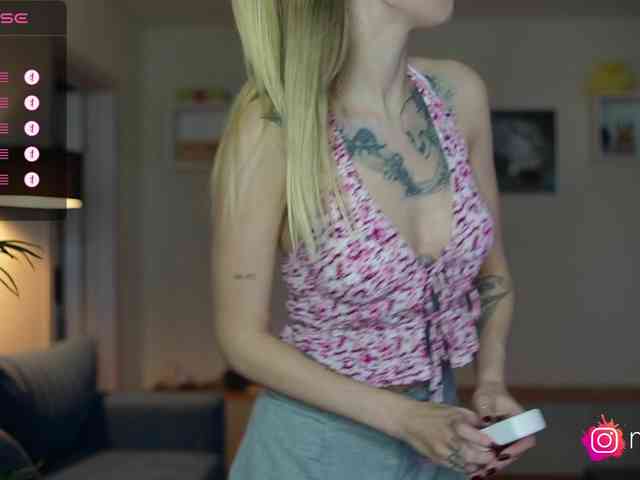mel-collins webcam